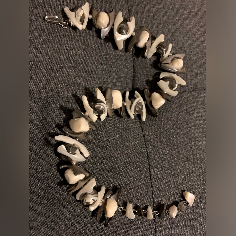 Unique, Shell Necklace